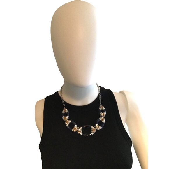 BEAUTIFUL WOMEN STATEMENT SILVER/BLUUE NECKLACE - Picture 3 of 4